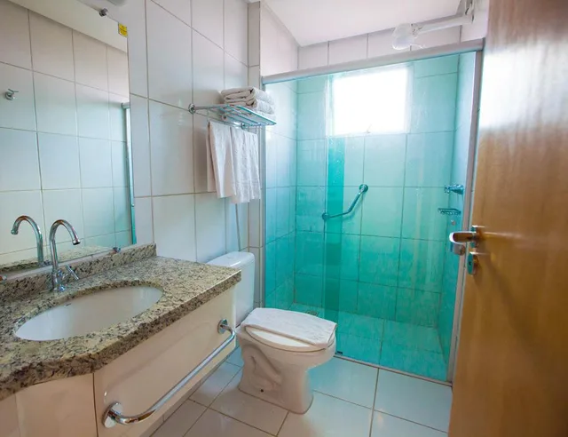 غرفة، Golden Dolphin Grand Hotel 3/4