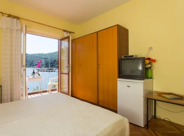 غرفة بسرير كينج بإطلالة على البحر، Villa Malfi 8/10