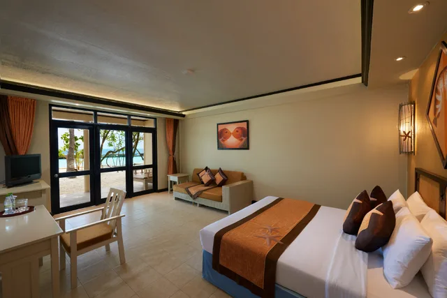 غرفة سوبيريور بسرير مزدوج أو سريرين منفصلين بإطلالة على البحر، Ellaidhoo Maldives By Cinnamon 1/1