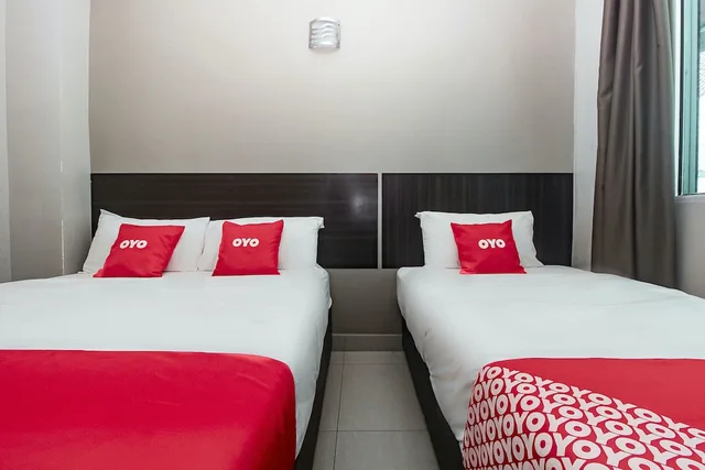 غرفة ديلوكس ثلاثية بسرير مزدوج وسرير فردي، OYO 89885 Nice Stay Three Six Five Services 2/7
