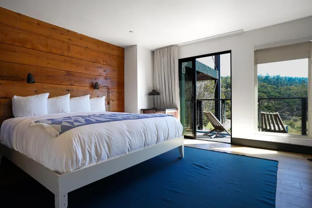 Cove, with View، Timber Cove Resort 1/1
