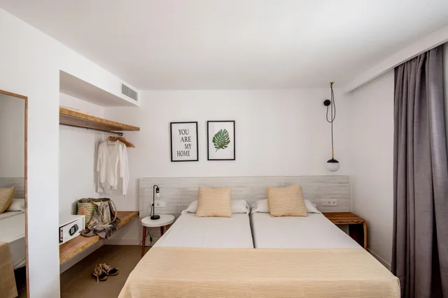 1 Bedroom, Apartment, Balcony, Apartamentos Es Pujols 1/5
