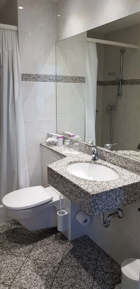 غرفة بسرير مزدوج، Hotel Gasthof Zum Storch 6/6