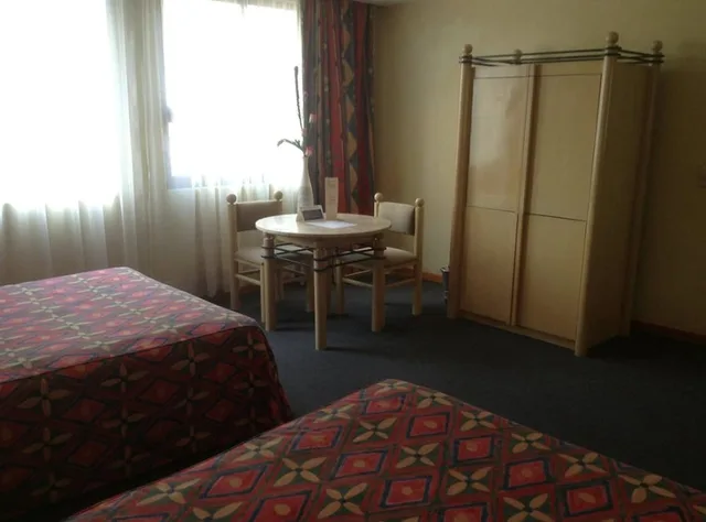 غرفة سوبيريور بسرير مزدوج، HOTEL SEVILLA 2/3