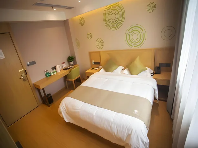 غرفة بسرير كوين، GreenTree Inn Anqing Tongcheng Tongan Road South Bus Station 1/1