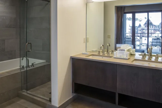 4 Bedrooms, Condo, Grand, Colorado, 4 King Beds, 4 Sofa, Balcony، The Grand Colorado on Peak 8 2/2