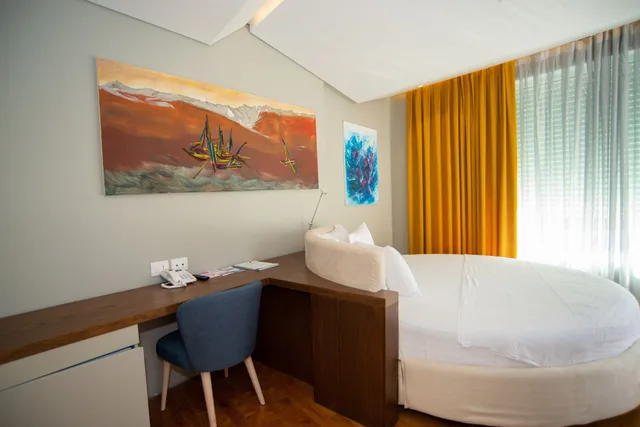 Deluxe, King Bed, Bougainville Bay Hotel 3/4