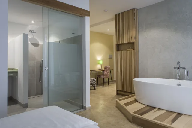غرفة ديلوكس بسرير مزدوج، Hotel Palau Sa Font 5/5