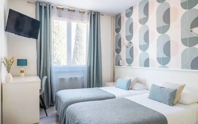 غرفة بسريرين منفصلين، HOTEL EMERAUDE 3/5