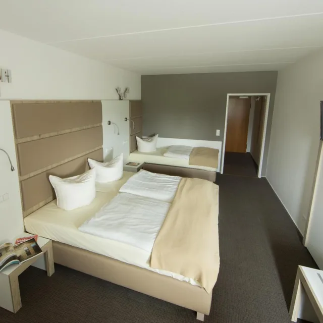 Comfort, Triple, Confour Hotel 8/10
