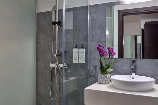 Standard, Double Bed, Breeze Boutique Hotel 2/2