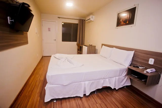 Executive, Queen Bed, Dalle Hotel 3/5