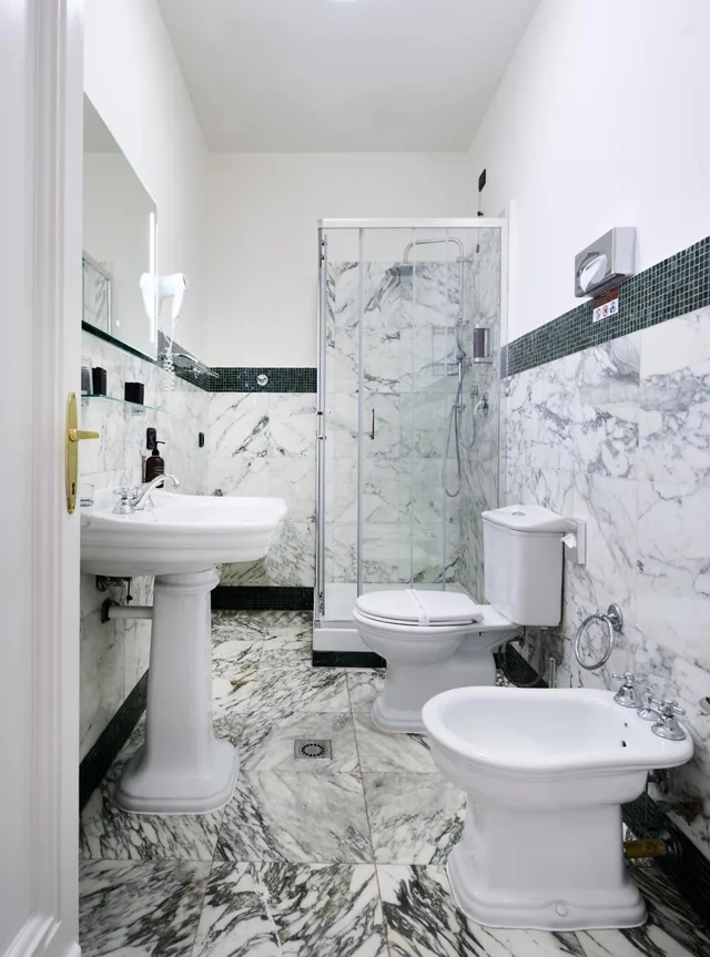 غرفة رباعية بسرير كوين، Hotel Leon D'oro 5/5