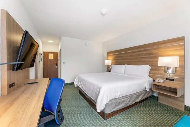غرفة قياسية بسرير كينج، Holiday Inn Express San Jose Costa Rica Airport 7/10