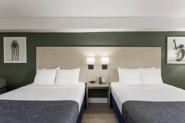 Tower, 2 Queen Beds، Wyndham I-Drive Avanti Resort & Conference Center 3/10