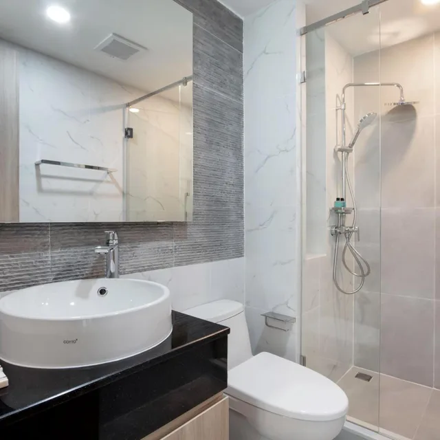 Studio, Aquila Hotel Bangkok 5/6