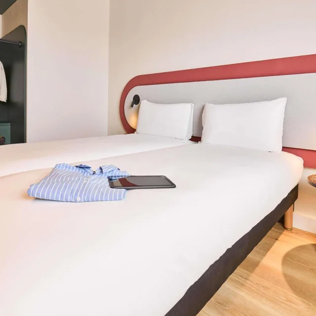 غرفة قياسية بسرير فردي، Ibis Styles Madrid Airport Valdebebas 3/8