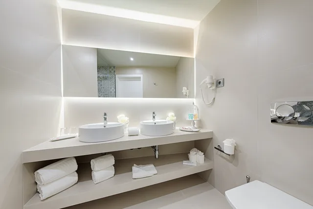 جناح، Hotel Cristal Porto 4/5