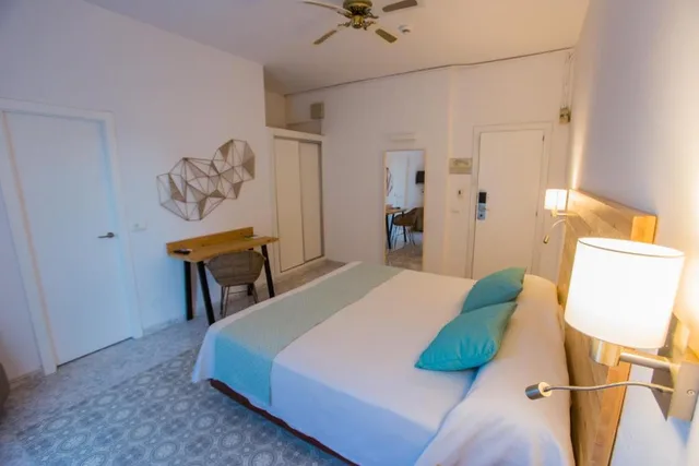 Room, Double or Twin Bed, No Balcony، Hotel Tagomago 1/1