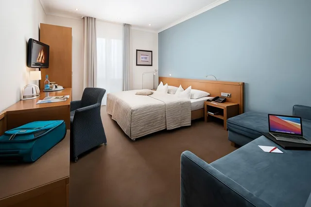 غرفة قياسية، Baseler Hof Hotel 2/2