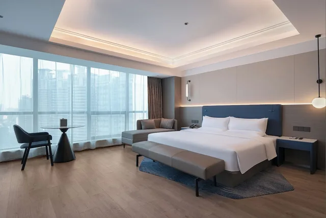 غرفة تنفيذية بسرير كينج، Novotel Wuxi Sanyang Plaza 5/6