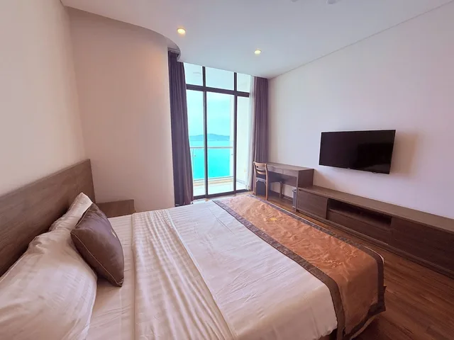 غرفة ديلوكس بسرير كوين بإطلالة على البحر بشرفة، Lenid Nha Trang Hotel 6/10