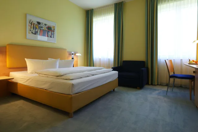 Standard, Double Bed, TRIBE Dusseldorf 1/3