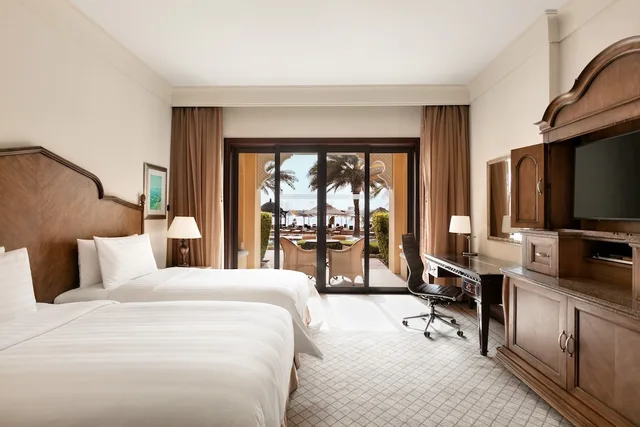 Garden, Executive, Twin Beds، Shangri La Qaryat Al Beri 1/4