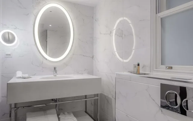 Bloomsbury, Split, Suite, Two Story، Hilton London Euston 2/2