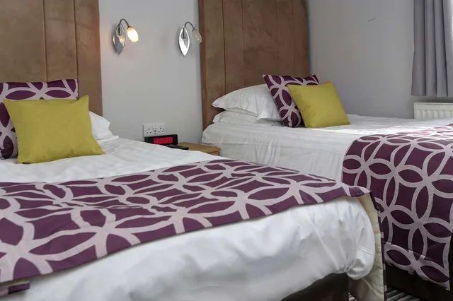 غرفة قياسية بسريرين منفصلين، Lancaster Morecambe Bay Hotel by Belvilla 3/3