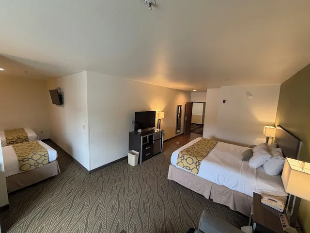 Family, Studio, Suite, 2 Double Beds, King Bed, Xl، Baymont by Wyndham Beulah 7/14