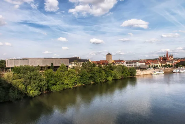غرفة كومفورت بسرير مزدوج أو سريرين منفصلين، Maritim Hotel Wurzburg 1/1