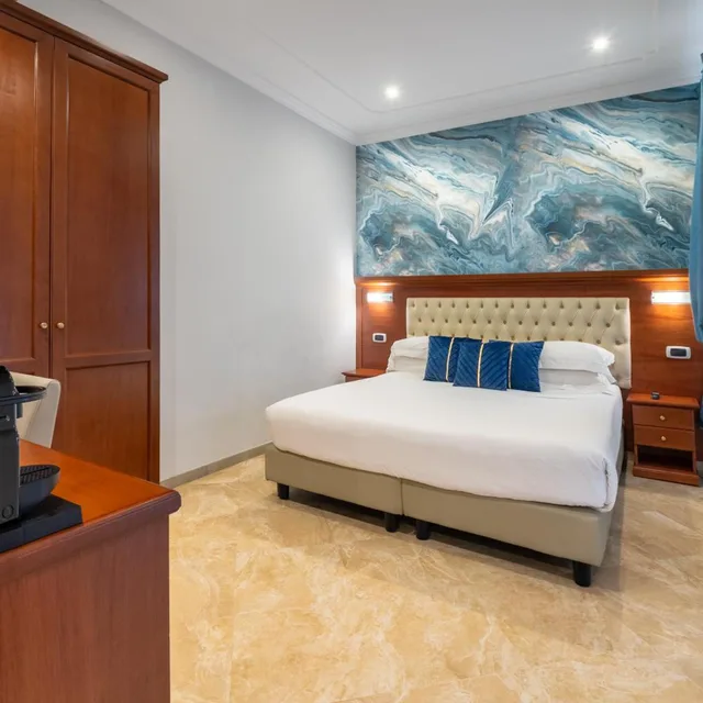 جناح بشرفة، Esposizione Luxury Rome 7/10