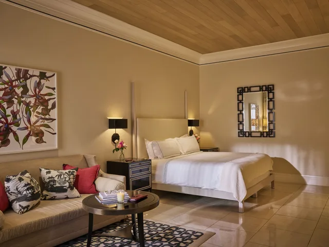 Superior, King Bed, Hotel Bel Air 1/2