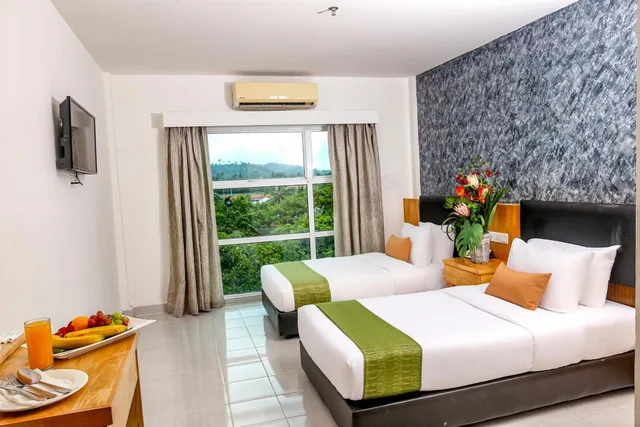 Deluxe, Twin Beds, No Balcony، Langkapuri Resort Langkawi 1/1