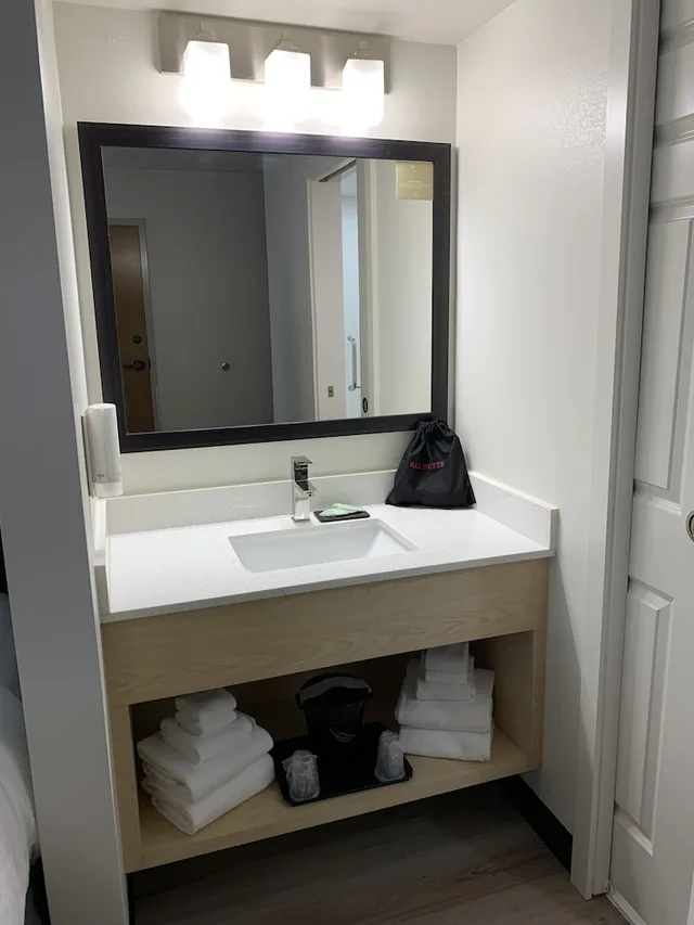 غرفة بسرير كينج، Sleep Inn Staunton 8/10