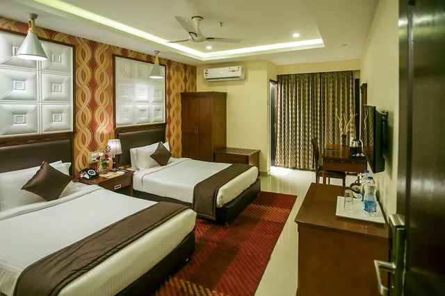 غرفة سوبيريور بسرير كينج، Sathyam Grand Resort Sriperumbudur 3/9