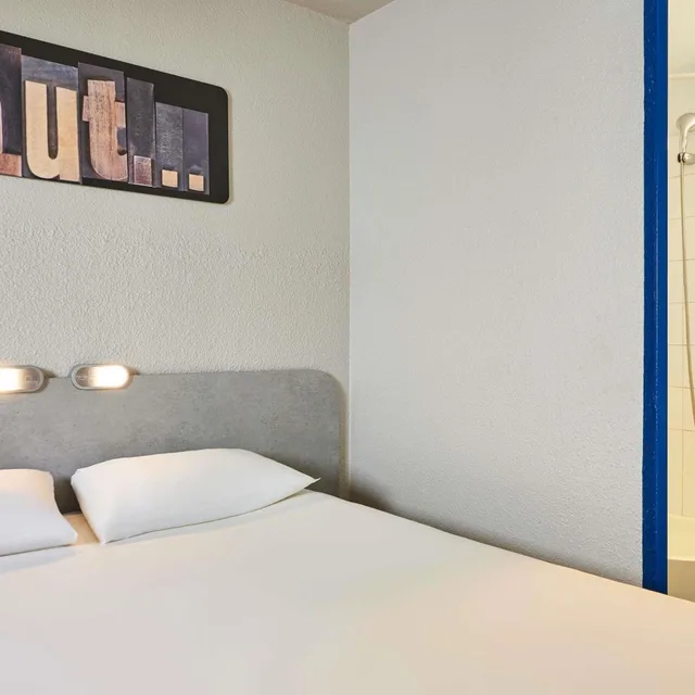 غرفة قياسية بسرير مزدوج، Ibis Budget Versailles Chateau Saint Cyr 2/10