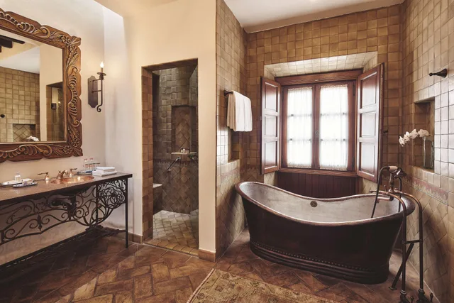 1 Bedroom, Deluxe, Suite, Casa de Sierra Nevada A Belmond Hotel 3/3