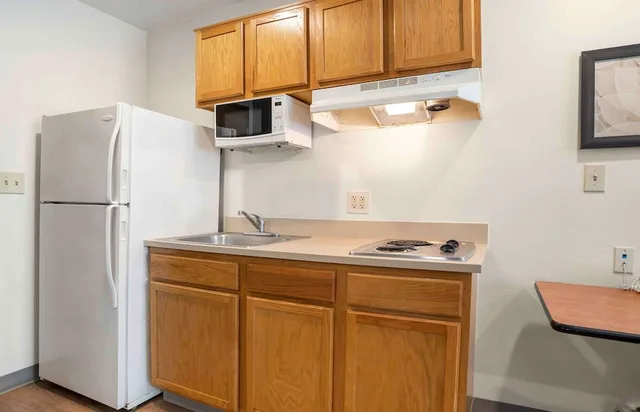 استوديو بسرير كوين، Value Place Austin Tx Round Rock 4/4