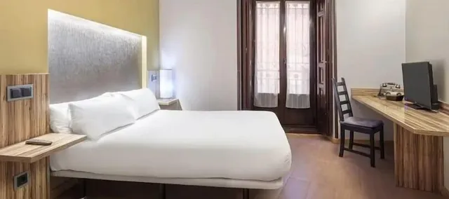 غرفة بريميوم مزدوجة، B&B HOTEL Madrid Centro Plaza Mayor 3/5
