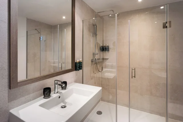 Grand, Connecting, the Level, Premium، Melia Madrid Serrano 6/8