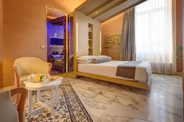 Junior Suite, Double Bed, Dharma Luxury Hotel & Spa 3/5