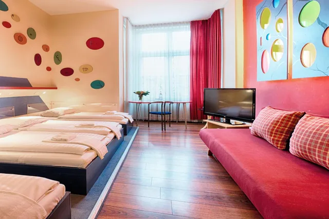 Family, ART-HOTEL CHARLOTTENBURGER HOF 10/10