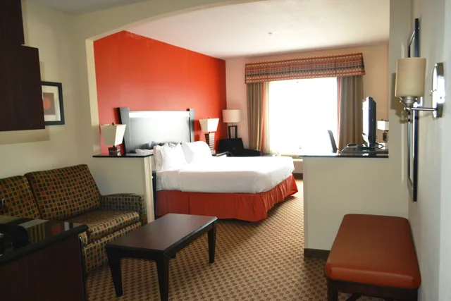 غرفة بسرير كينج، Holiday Inn Express Hotel And Suites Odessa 1/4