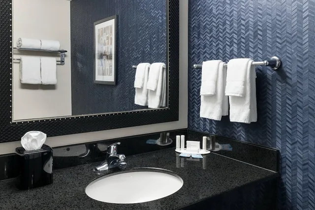 جناح بسريرين كوين مع أريكة لذوي الإعاقة، Fairfield Inn Suites South Bend At Notre Dame 2/3
