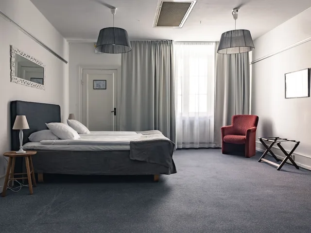 غرفة عائلية بسريرين منفصلين وسرير بطابقين، Best Western Strand Hotel 3/10