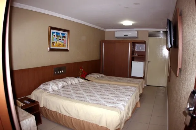 غرفة تنفيذية بسرير مزدوج وسرير فردي، Amuarama Hotel 8/10
