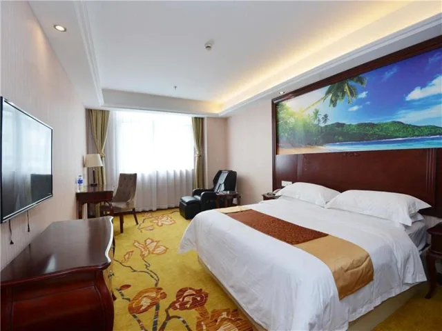 غرفة ديلوكس بسرير كينج، Vienna 3 Best Hotel Shanghai Expo Sanlin 1/1