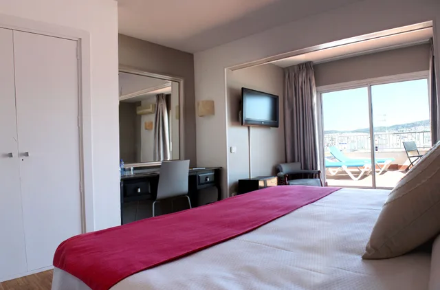 Room, Double Bed, Attic، Subur Hotel Sitges 4/6